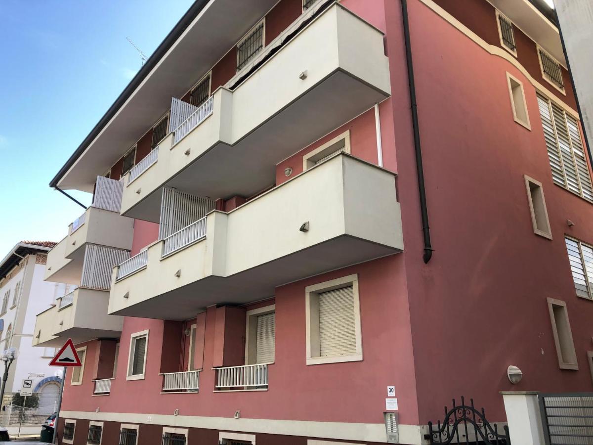 Magnolia Villa Градо Екстериор снимка